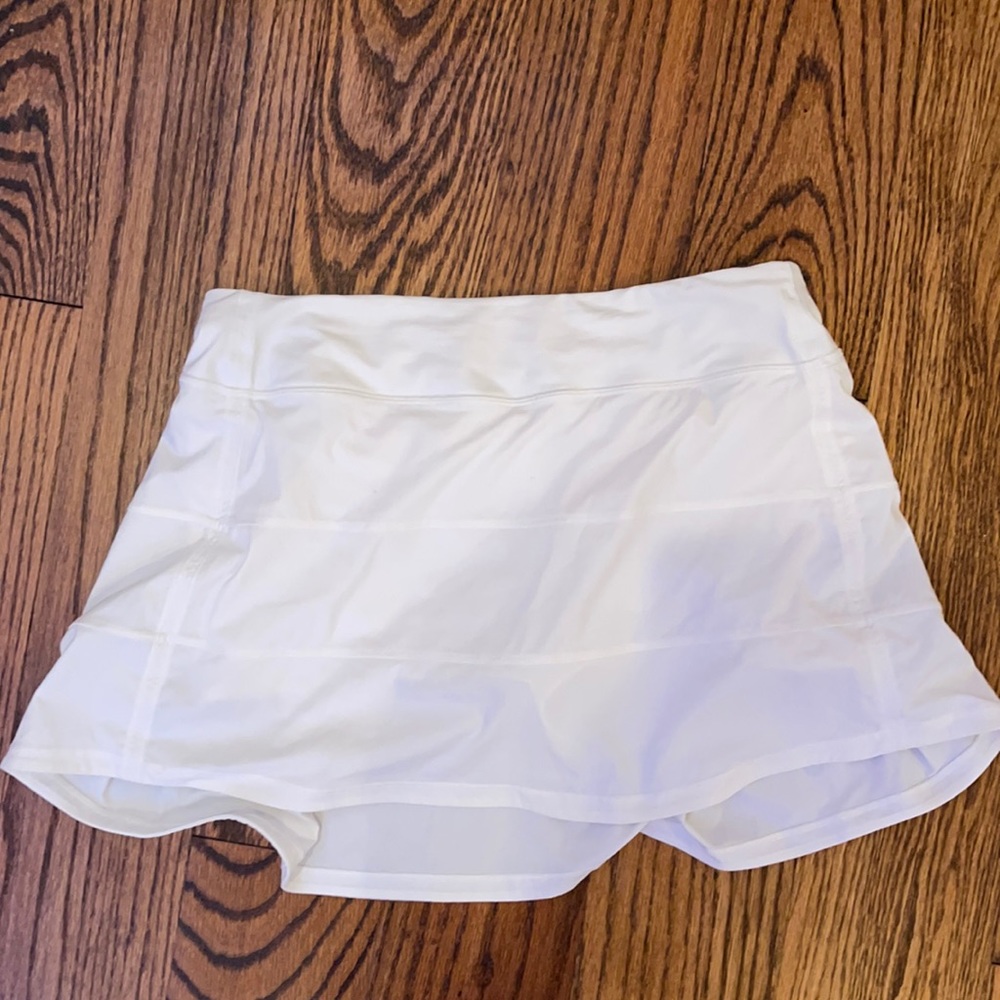 White Lulu skirt perfect condition!